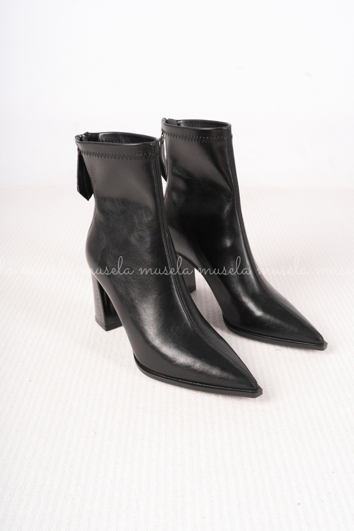 Boots cao gót nữ Blake