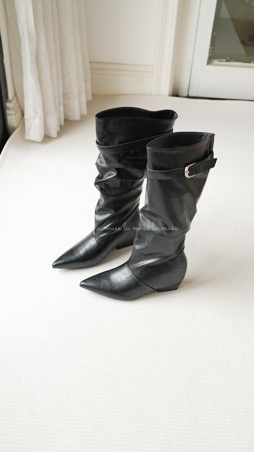 Boots gối đế thấp nữ Bromi