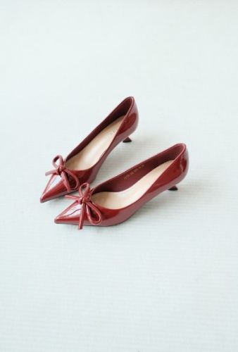 Giày cao gót đế thấp Carl