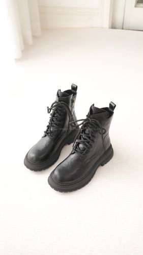 Boots buộc dây nữ Combi