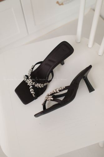 Guốc cao gót thời trang Fragance