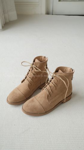 Boots buộc dây nữ da lộn Madela