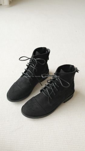 Boots buộc dây nữ da lộn Madela