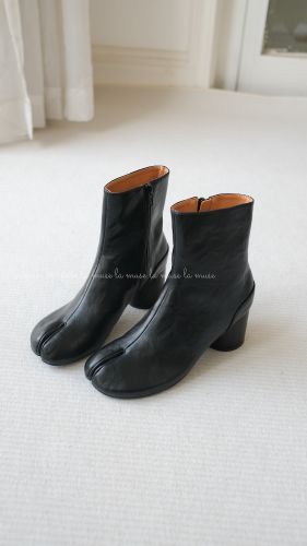 Boots cao gót nữ Tabi
