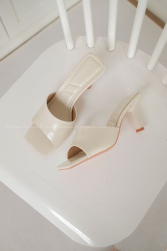 Guốc cao gót thời trang Yifei